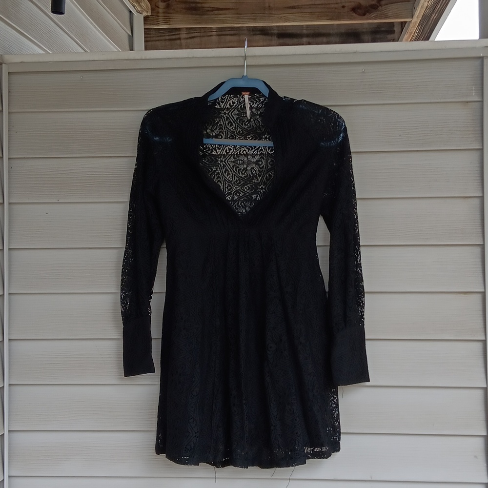 NWOT Free People Woven Lace Black Dress, P2P 18, Top to Bottom 31" - Picture 4 of 6